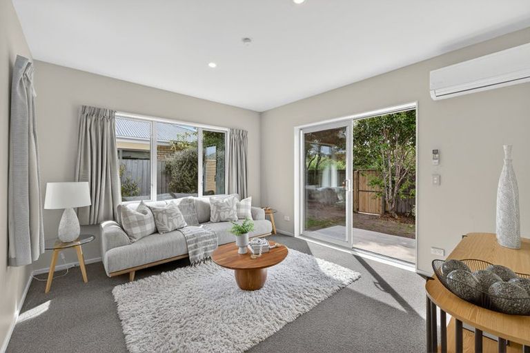 Photo of property in 15 Saint Peters Close, Woolston, Christchurch, 8062