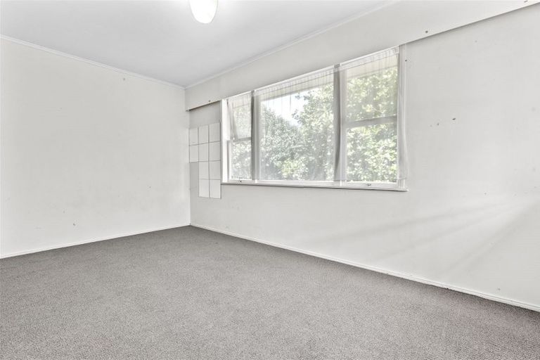 Photo of property in 24 Estuary Road, Weymouth, Auckland, 2103