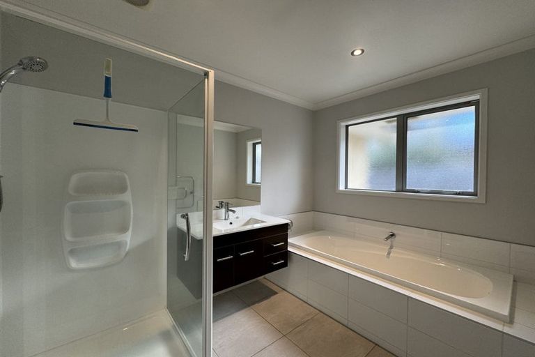 Photo of property in 21 Winfield Drive, Wigram, Christchurch, 8042