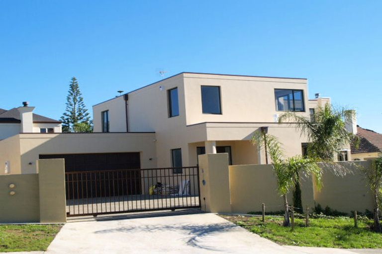 Photo of property in 39 Granger Road, Cockle Bay, Auckland, 2014