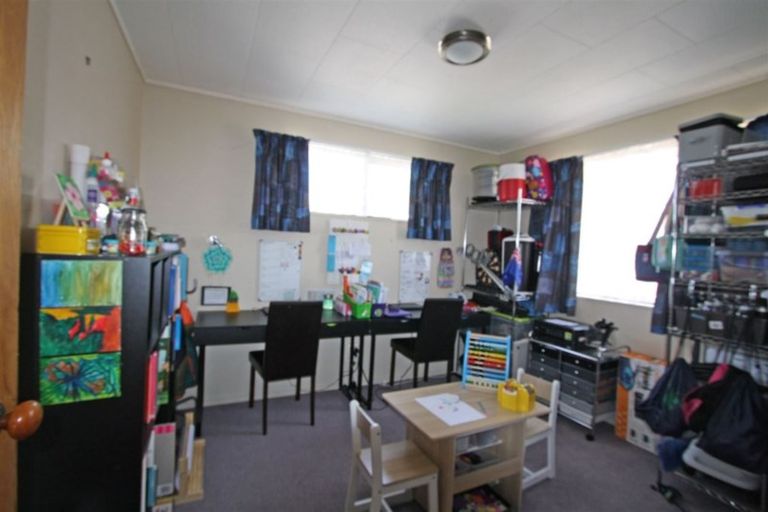 Photo of property in 3 Te Rima Place, Bell Block, New Plymouth, 4312