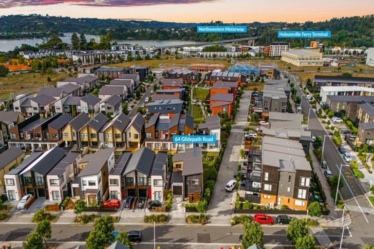 Photo of property in 64 Glidepath Road, Hobsonville, Auckland, 0616
