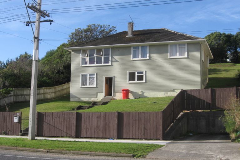Photo of property in 137 Champion Street, Cannons Creek, Porirua, 5024
