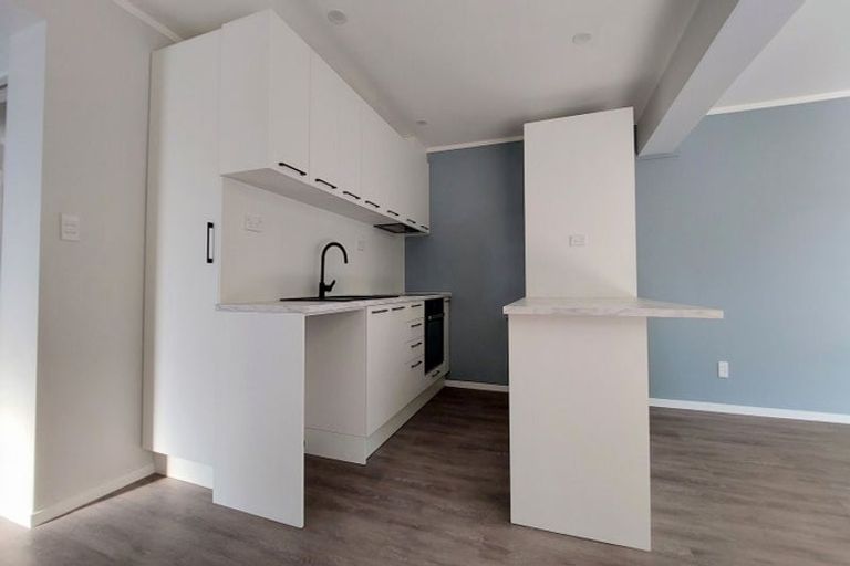 Photo of property in 5 Reynolds Place, Torbay, Auckland, 0630