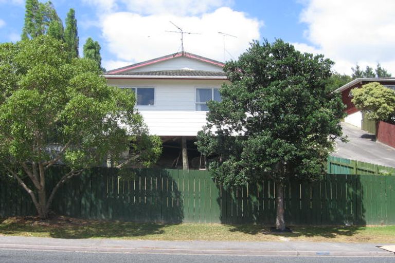 Photo of property in 1/113 Spinella Drive, Bayview, Auckland, 0629