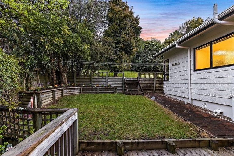 Photo of property in 24 Kenneth Hopper Place, Manly, Whangaparaoa, 0930