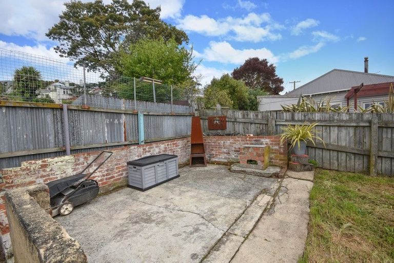 Photo of property in 18 Morrison Street, Caversham, Dunedin, 9012