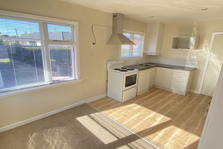 Photo of property in 36 Charlcott Street, Burnside, Christchurch, 8053