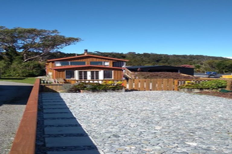 Photo of property in 9 The Strand, Okarito, Whataroa, 7886