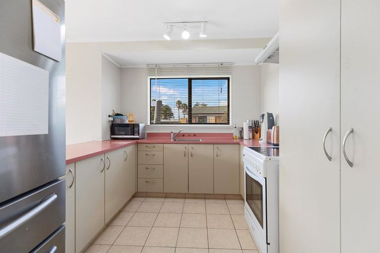 Photo of property in 4d Kimber Grove, Papamoa Beach, Papamoa, 3118