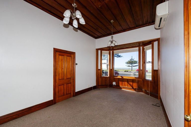 Photo of property in 653 Marine Parade, Napier South, Napier, 4110