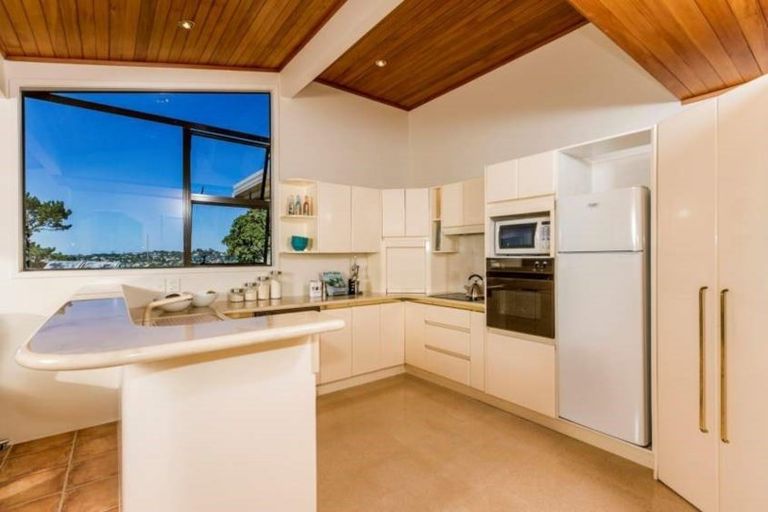 Photo of property in 34 Firth Road, Torbay, Auckland, 0630