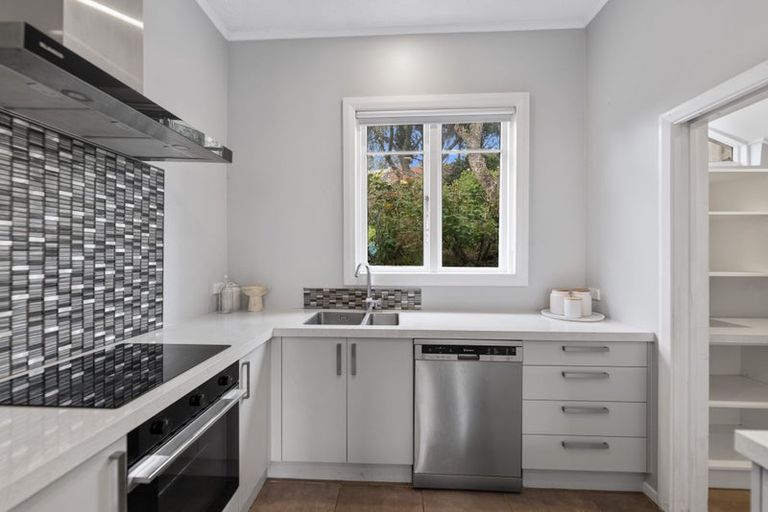 Photo of property in 28 Murray Street, Caversham, Dunedin, 9012