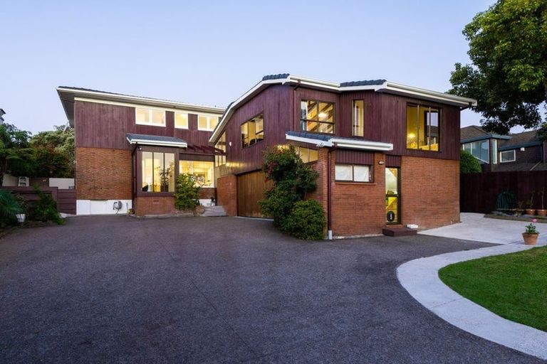 Photo of property in 18 Red Bluff Rise, Campbells Bay, Auckland, 0630