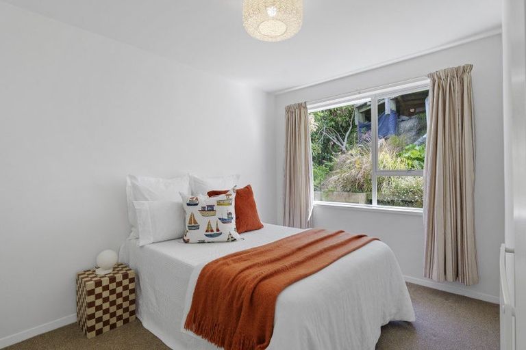 Photo of property in 2/94 Oxford Street, Lyttelton, 8082