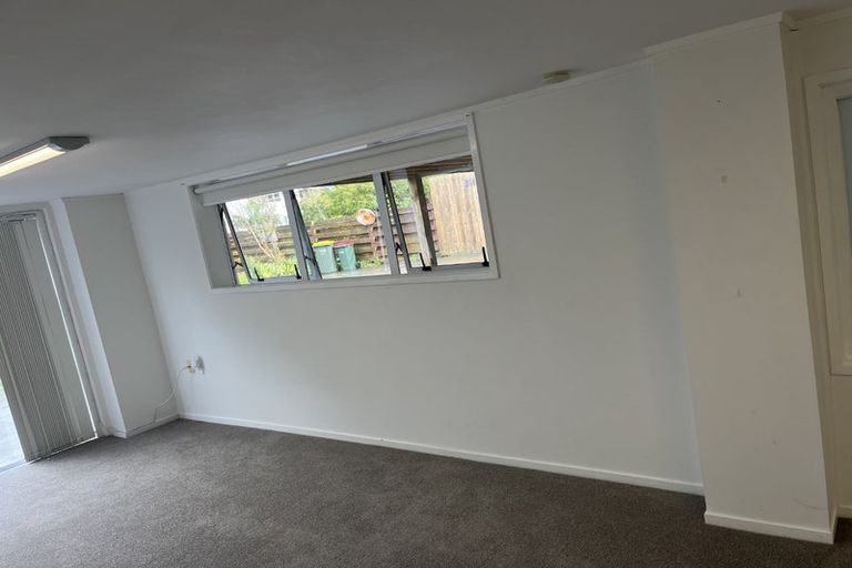 Photo of property in 32 Chartwell Avenue, Glenfield, Auckland, 0629