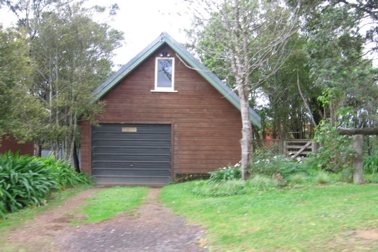 Photo of property in 6 Austin Road, Greenhithe, Auckland, 0632