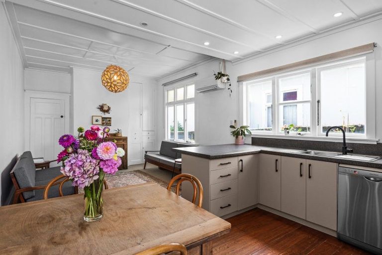 Photo of property in 38 Te Awa Avenue, Te Awa, Napier, 4110