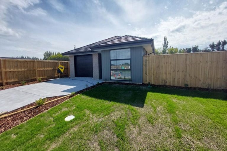 Photo of property in 9 Treedale Street, Belfast, Christchurch, 8051