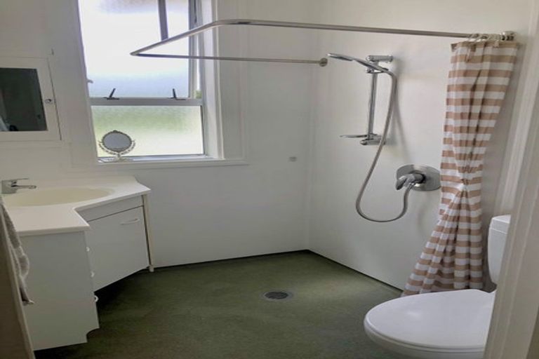 Photo of property in 14 Moore Avenue, Tawhero, Whanganui, 4501