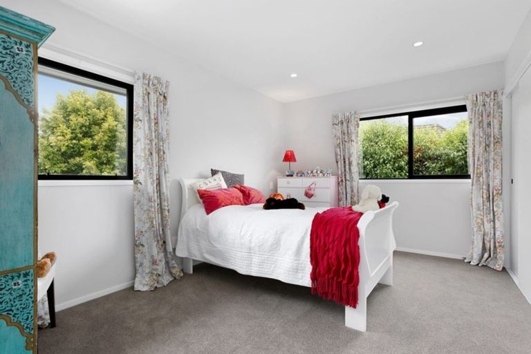 Photo of property in 106a Godden Crescent, Mission Bay, Auckland, 1071