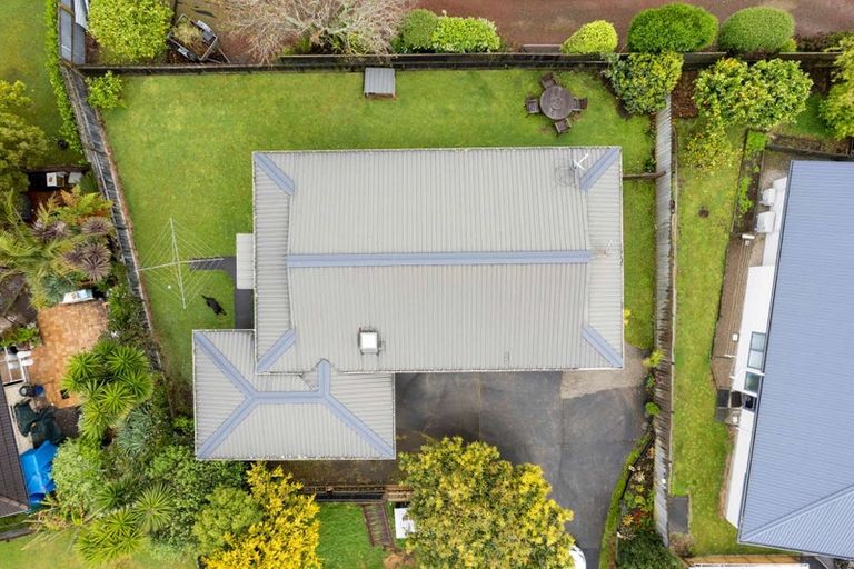 Photo of property in 13 Seaview Rise, Waiuku, 2123