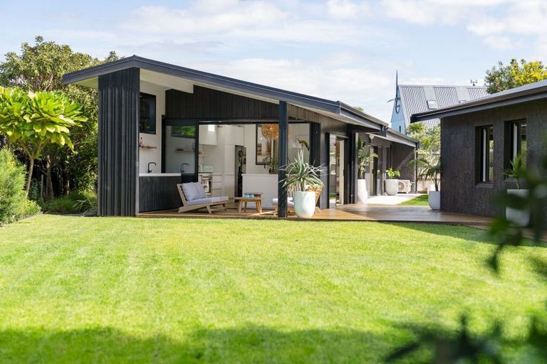 Photo of property in 53 Dickson Road, Papamoa Beach, Papamoa, 3118