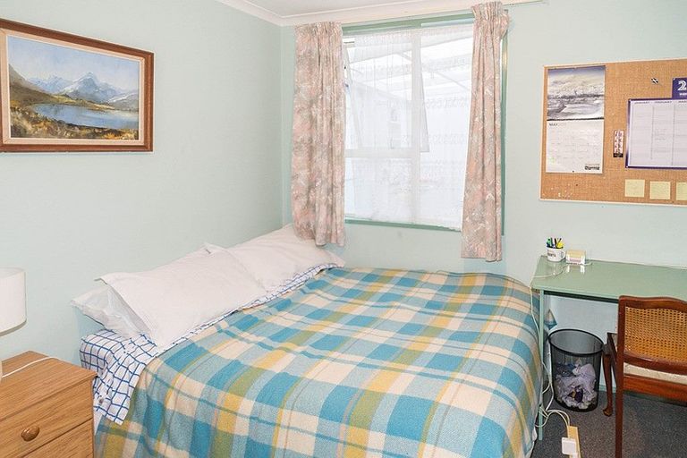 Photo of property in 74 Royal Terrace, Dunedin Central, Dunedin, 9016