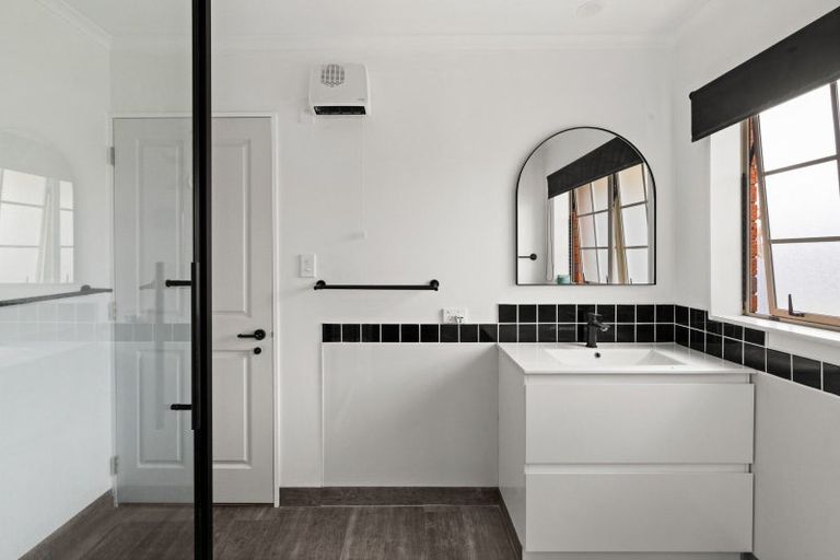 Photo of property in 509 Burnett Street, Mahora, Hastings, 4120