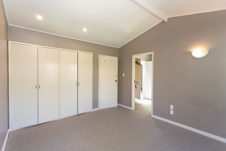 Photo of property in 101b Yaldhurst Road, Sockburn, Christchurch, 8042