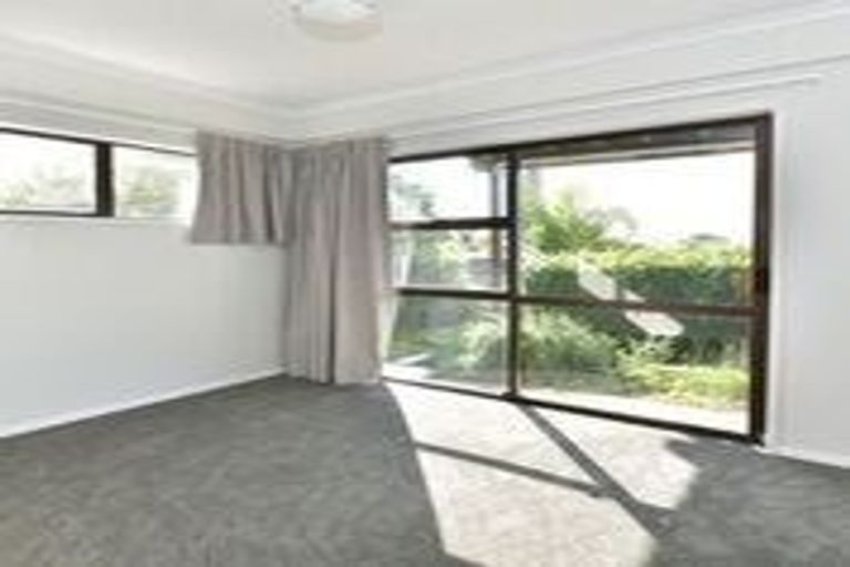 Photo of property in 1038 Whangaparaoa Road, Tindalls Beach, Whangaparaoa, 0930