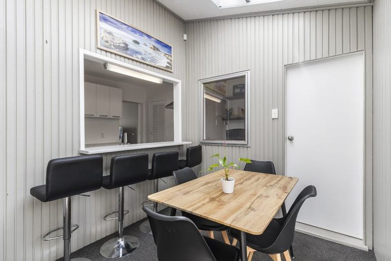 Photo of property in 1/33 Bramley Drive, Farm Cove, Auckland, 2012