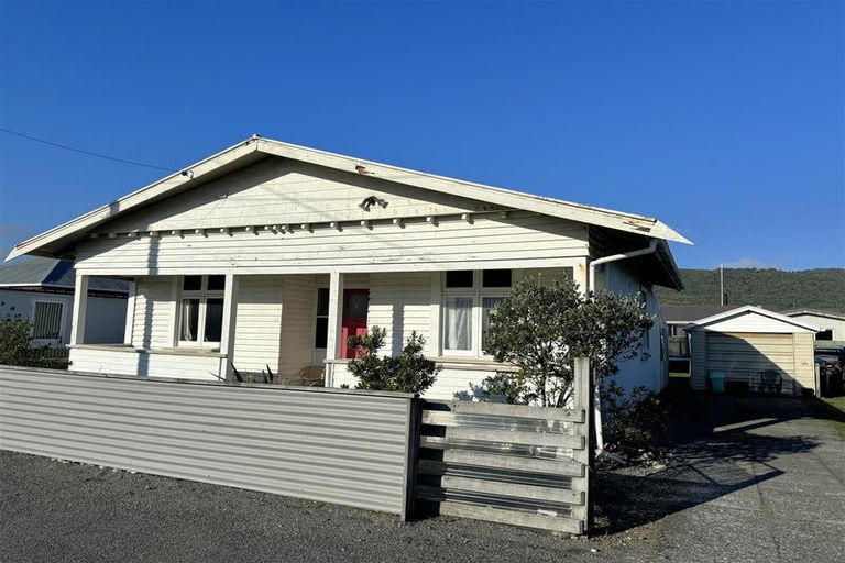 Photo of property in 49 Blake Street, Blaketown, Greymouth, 7805