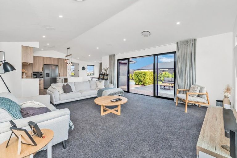 Photo of property in 7 Barewood Grove, West Melton, 7618