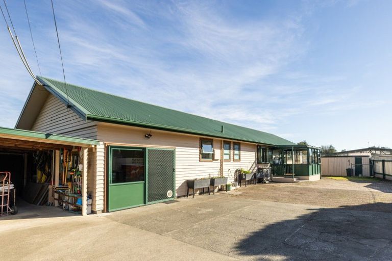 Photo of property in 5 Ellis Wallace Road, Eskdale, Napier, 4182