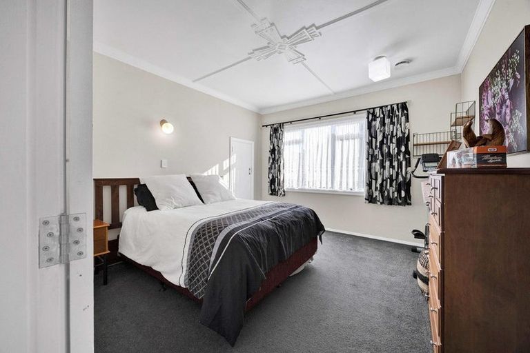 Photo of property in 227 South Road, Hawera, 4610