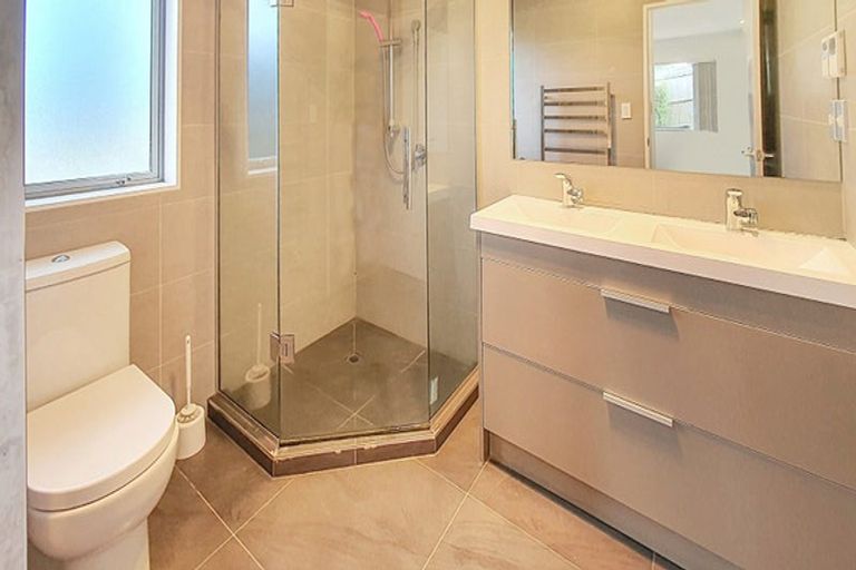 Photo of property in 81 Babich Road North, Ranui, Auckland, 0612