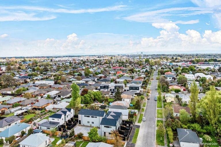 Photo of property in 2/54 Wildberry Street, Woolston, Christchurch, 8023