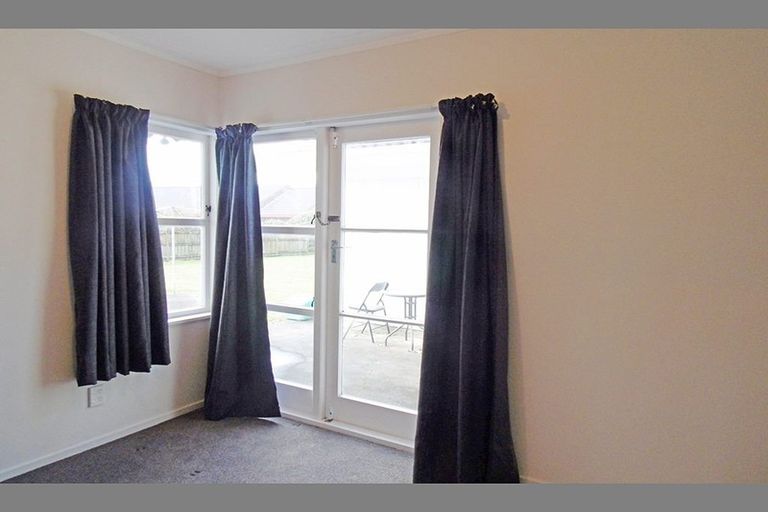 Photo of property in 5/9 South Street, Papakura, 2110