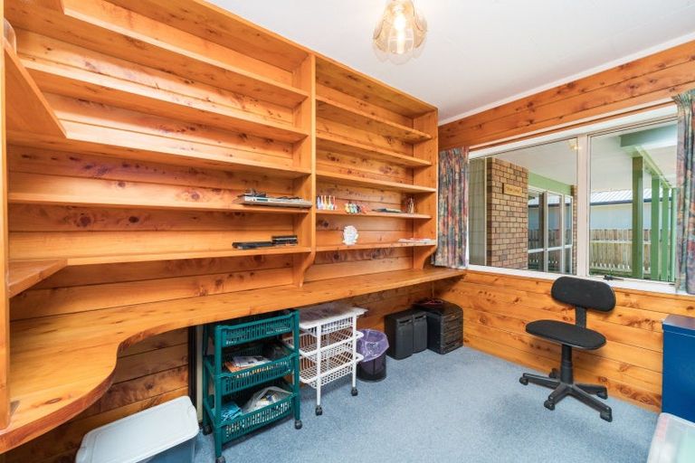 Photo of property in 12a Carthew Street, Feilding, 4702