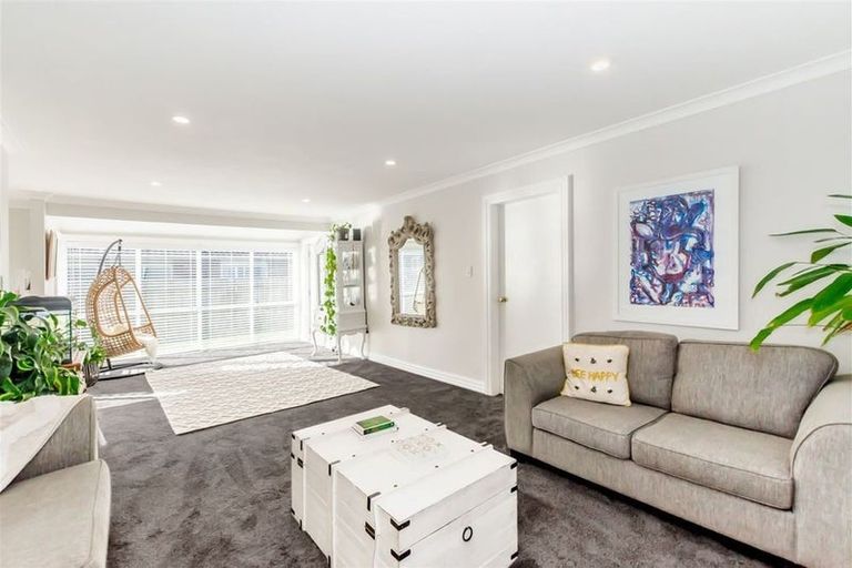 Photo of property in 39 The Drive, Paraparaumu Beach, Paraparaumu, 5032