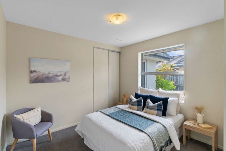 Photo of property in 24 Hemingway Place, Spencerville, Christchurch, 8083