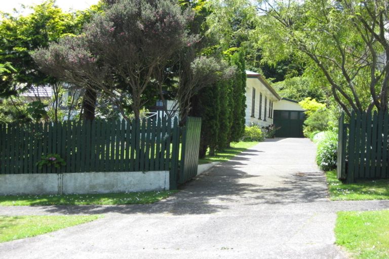 Photo of property in 30 Carlton Road, Pukekohe, 2120