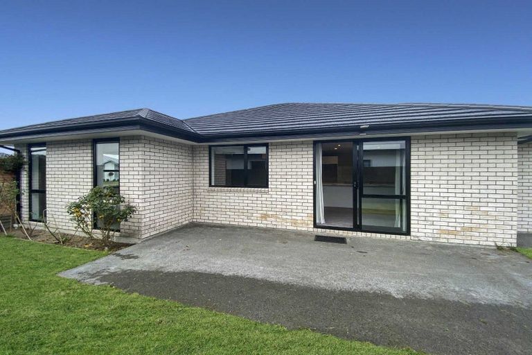 Photo of property in 6 Letitia Street, Burwood, Christchurch, 8083
