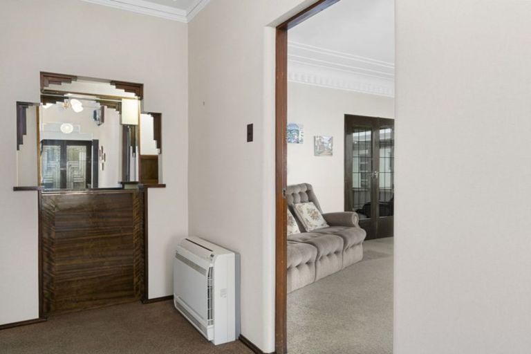 Photo of property in 68 Elgin Road, Mornington, Dunedin, 9011
