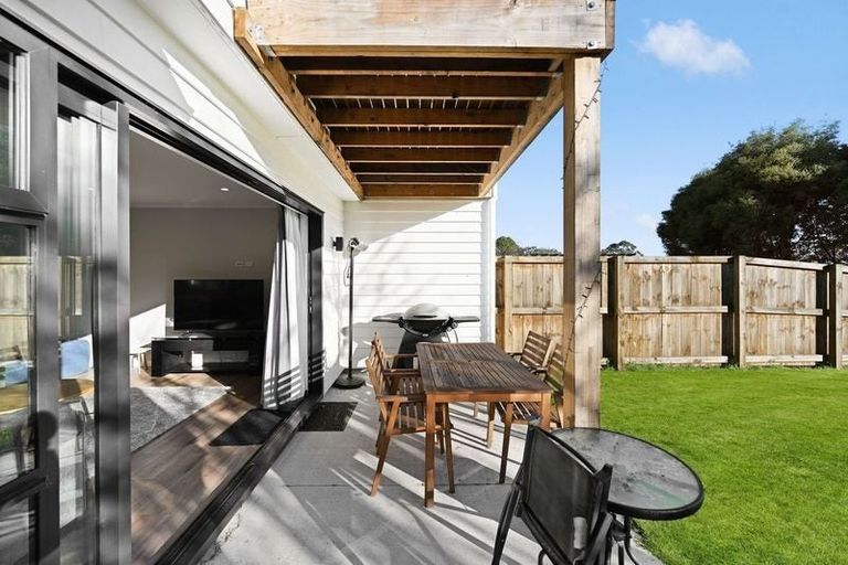 Photo of property in 2/59 Montgomery Crescent, Bader, Hamilton, 3206