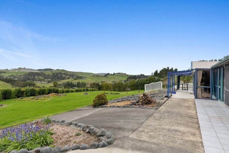 Photo of property in 235 Valley View Road, Otaika, Whangarei, 0170