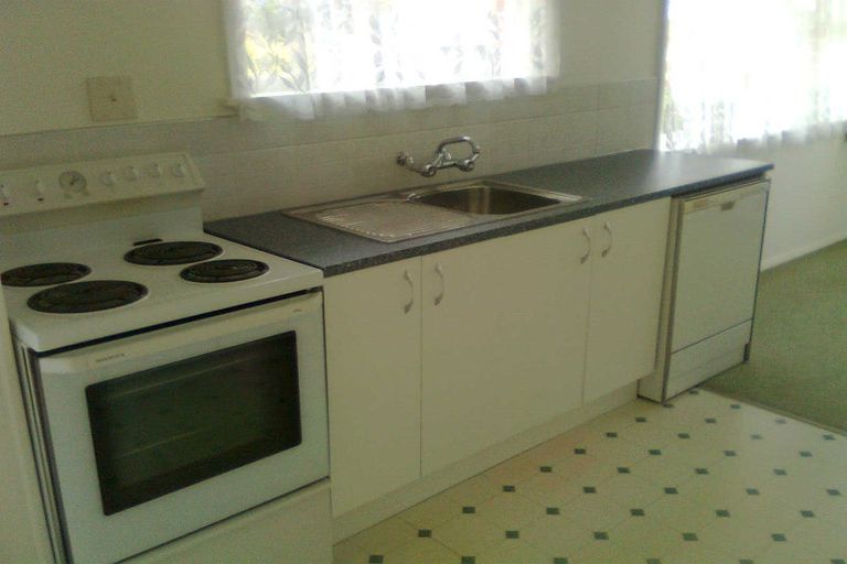 Photo of property in 2a Gower Street, Silverstream, Upper Hutt, 5019