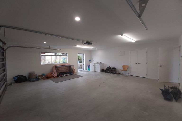 Photo of property in 371e Mangorei Road, Merrilands, New Plymouth, 4312