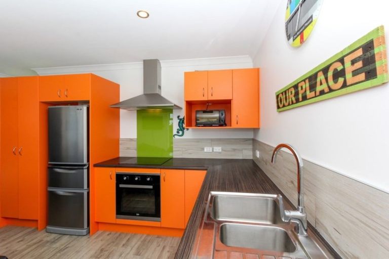 Photo of property in 24 Norwich Avenue, Spotswood, New Plymouth, 4310